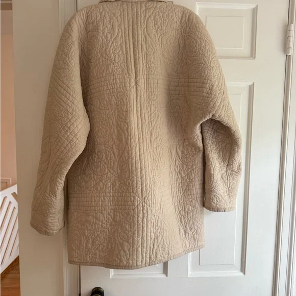 Natalie Borton Designs / BARN collab quilted coat - Picture 4 of 5